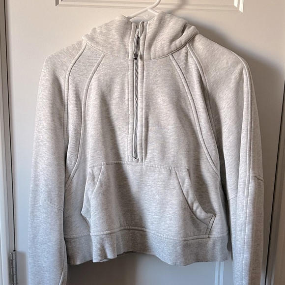 Lululemon half scuba hoodie size 4 - Picture 1 of 2